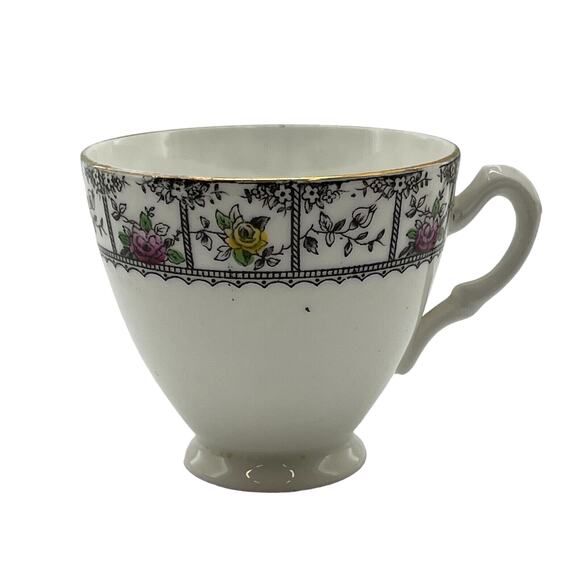 Tea Cup and Saucer Set 1834 Floral Design Fine Bone China Made in England - Picture 2 of 15